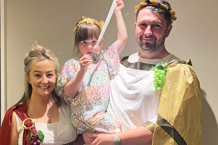 Steff and her family won the Award for the best family costume representing Greece at the EuRRAvision party on Eurovision Song Contest NIght.